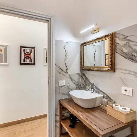 Napolehome Luxury Apartment *